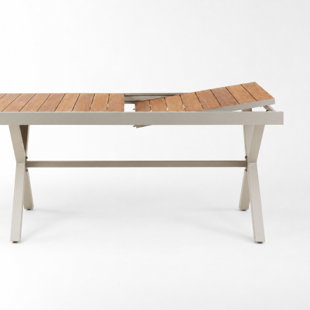 Meets Expandable Dining
